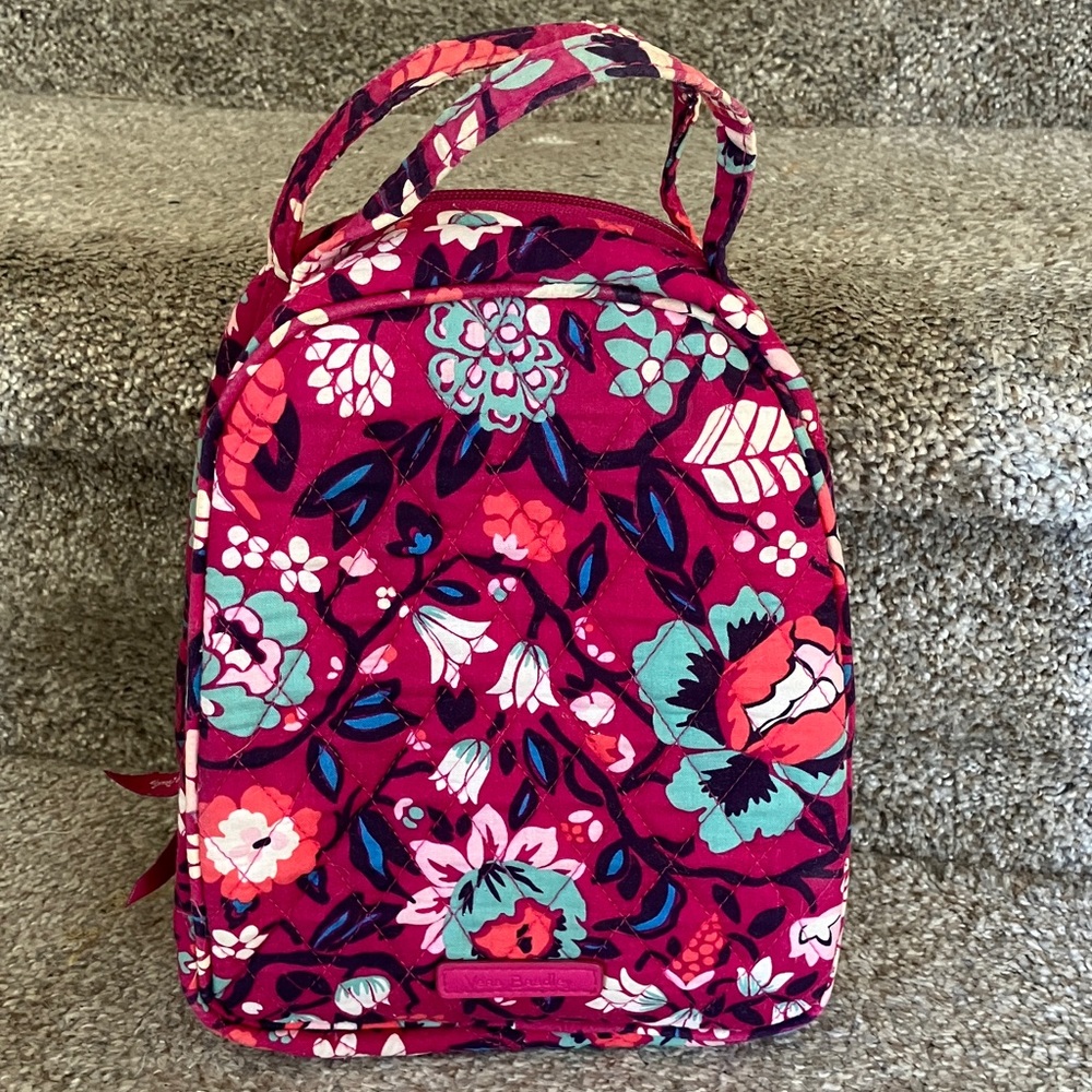 Vera Bradley Bloom Berry insulated lunchbox